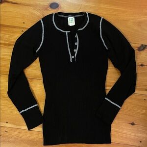 Black Long Sleeve Henley Lightweight Sweater with White Stitching